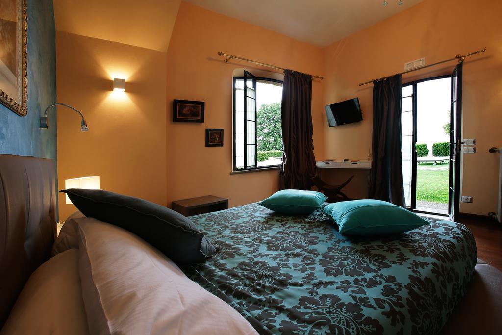 Relais Montemaggiore Bettolle Buitenkant foto